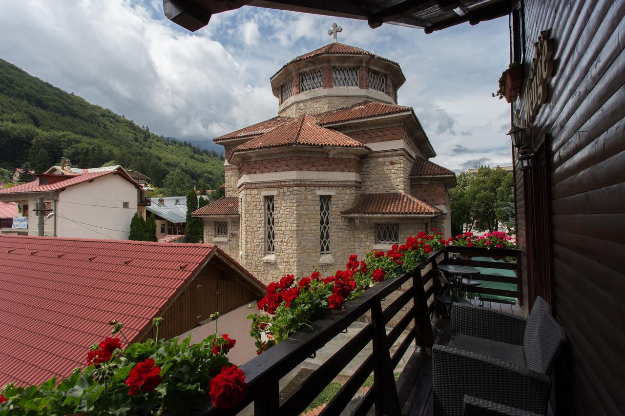 Pension Casa Wenge Sinaia Ngoại thất bức ảnh