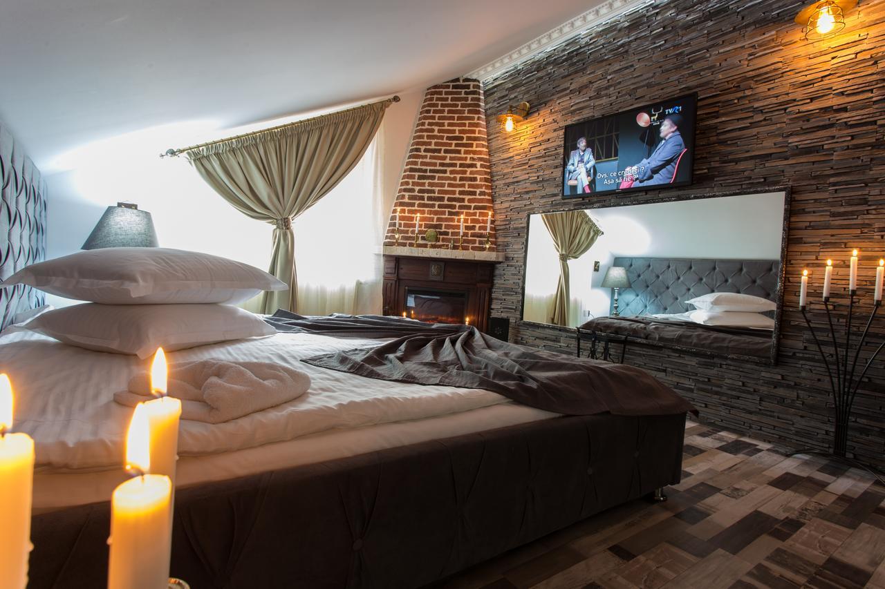 Pension Casa Wenge Sinaia Ngoại thất bức ảnh