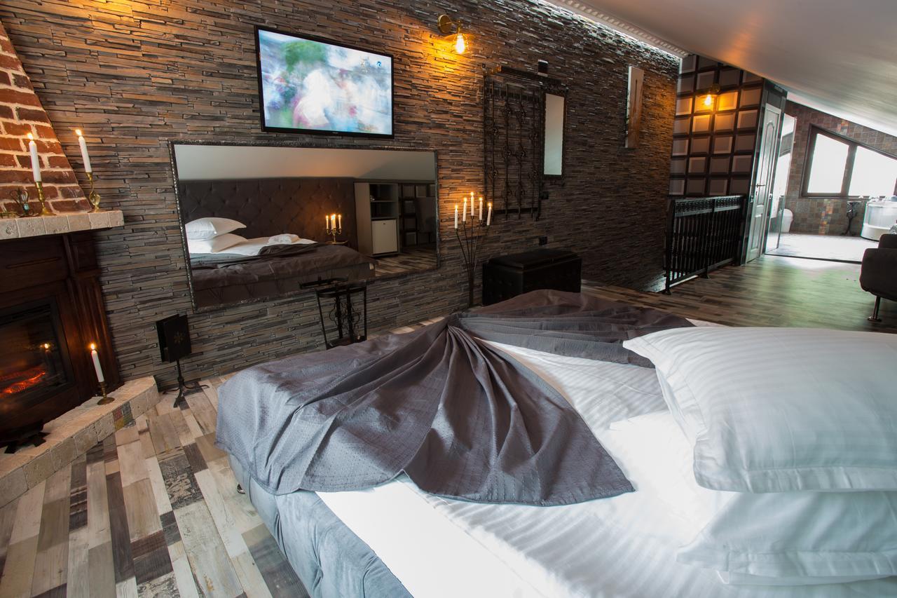 Pension Casa Wenge Sinaia Ngoại thất bức ảnh