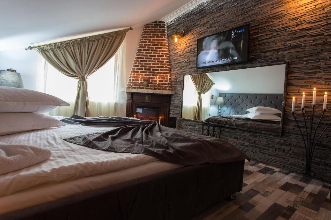 Pension Casa Wenge Sinaia Ngoại thất bức ảnh