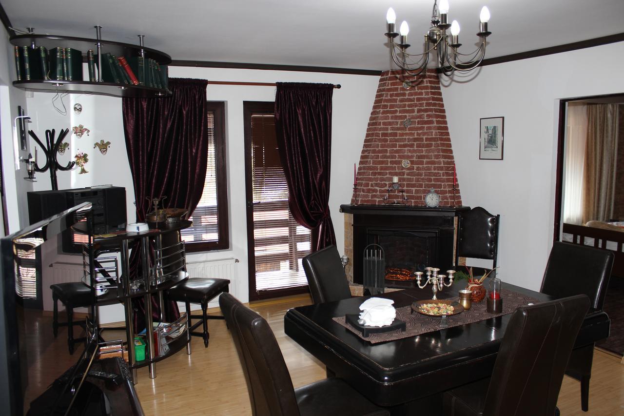 Pension Casa Wenge Sinaia Ngoại thất bức ảnh