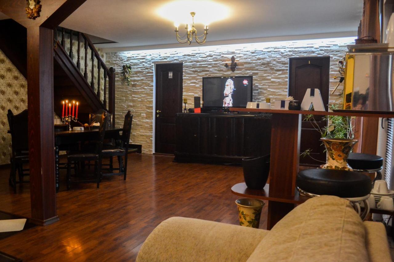 Pension Casa Wenge Sinaia Ngoại thất bức ảnh