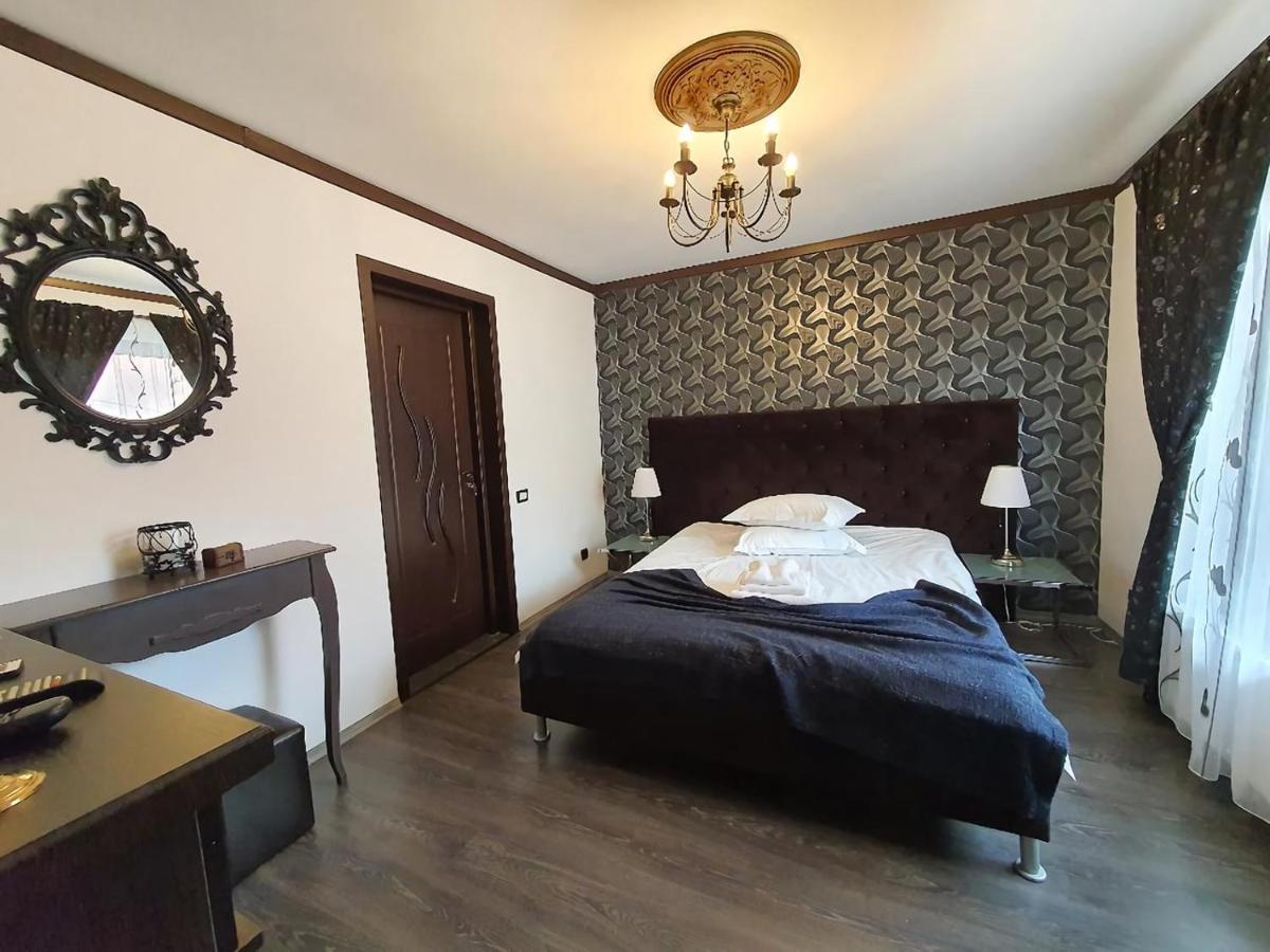 Pension Casa Wenge Sinaia Ngoại thất bức ảnh